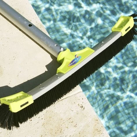 Balai Piscine Multi Surface XPRO 56cm Avec Manche Téléscopique 480cm KERLIS - Vert - Extérieur - Extensible 3 Balai Piscine Multi Surface XPRO 56cm Avec Manche Téléscopique 480cm KERLIS - Vert - Extérieur - Extensible