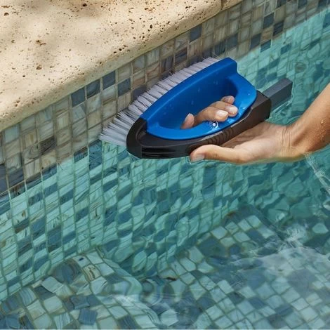 Brosse Multi-fonction Pour Piscine KERLIS - Bleu - Extérieur 3 Brosse Multi-fonction Pour Piscine KERLIS - Bleu - Extérieur